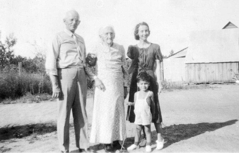Robert Lewis Griffin with mother, daughter, & grandson