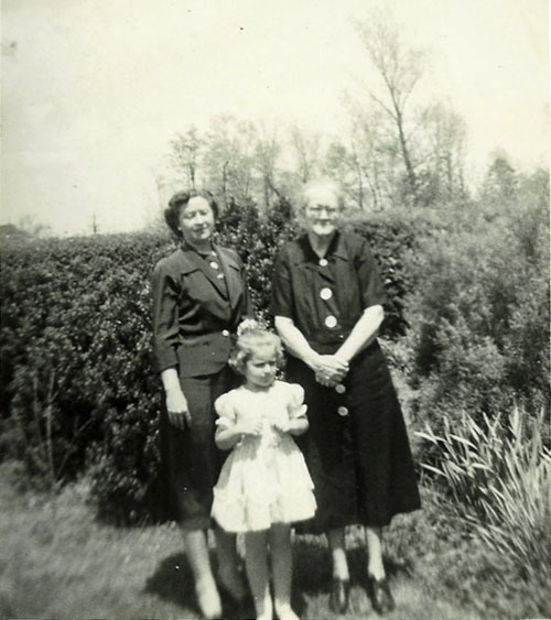 Louise, Lynn, & Nannie