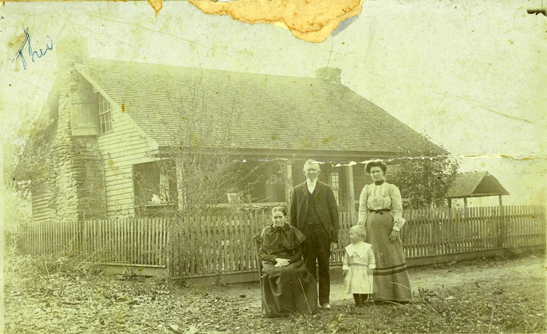 Lee Roy Jackson home & residents 1902 (original)